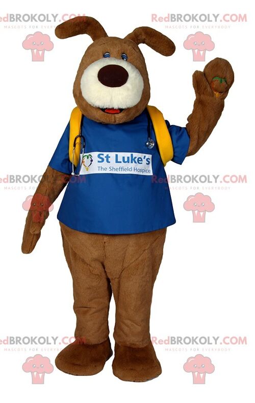 Giant squirrel REDBROKOLY mascot with a blue jersey / REDBROKO_012452