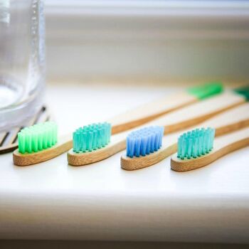 Brosse à dents en bambou pour enfants, paquet de 4, couleur aqua 4