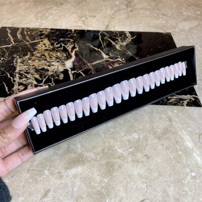 Lux Beauty Nails - Elegant Smile Line