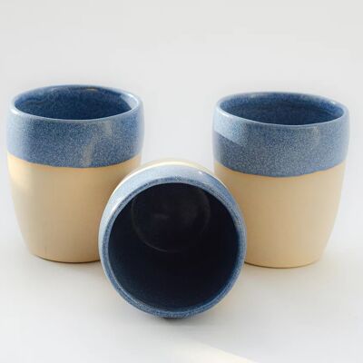 Cups blue rim (price per piece)