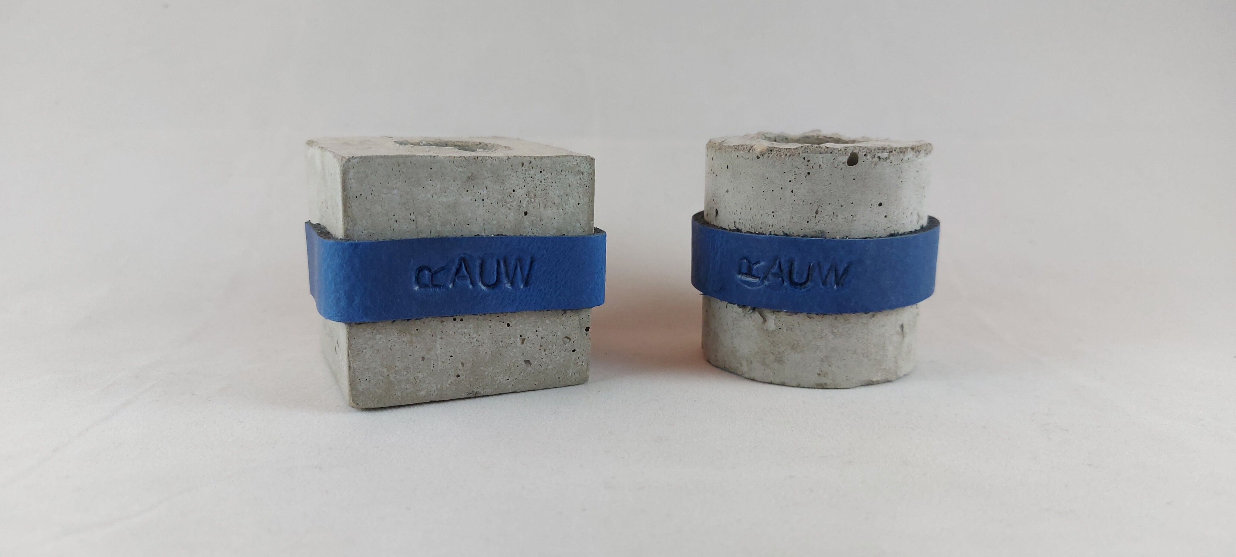 Juego de candelabros de diseño de hormigón crudo - Azul