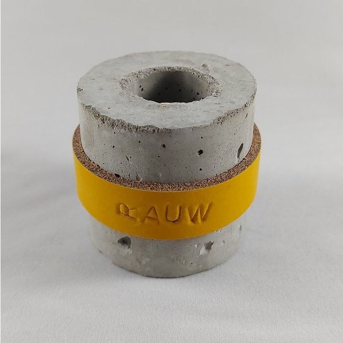 Portavelas de diseño de hormigón en bruto Cemento industrial redondo - Amarillo