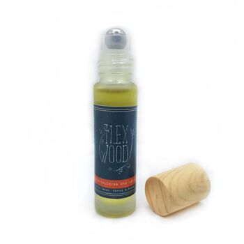 Sérum Revitalisant pour les Yeux au Cacay, au Café et à l'Orange - 10ml. Un sérum anti-âge pour les yeux entièrement naturel à base d'huile de cacay, d'huile de café vert arabica avec de l'encens, de l'eucalyptus, du thym, de la bergamote et de l'orange 5