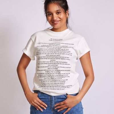 Camiseta blanca corta para mujer '36 Preguntas para la cercanía'
