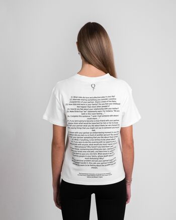 T-shirt court carré pour femmes en blanc '36 Questions for Closeness' 4