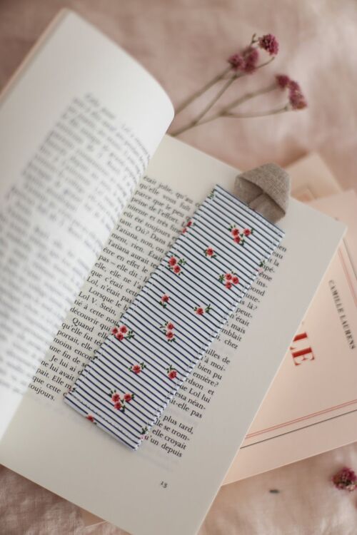 Bookmark "Swan's side" by Marcel Proust