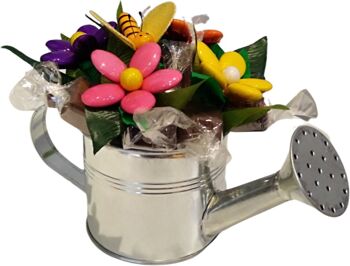 Arrosoir avec fleurs de dragées et chocolats fête des grands-mères 2