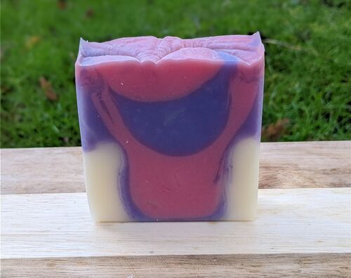 Rose Geranium Soap with Shea + Mango Butter