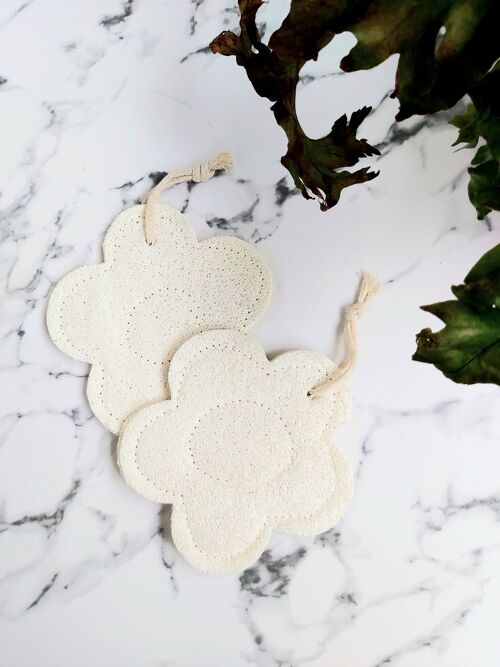 Natural Loofah Bath Sponge - Flower