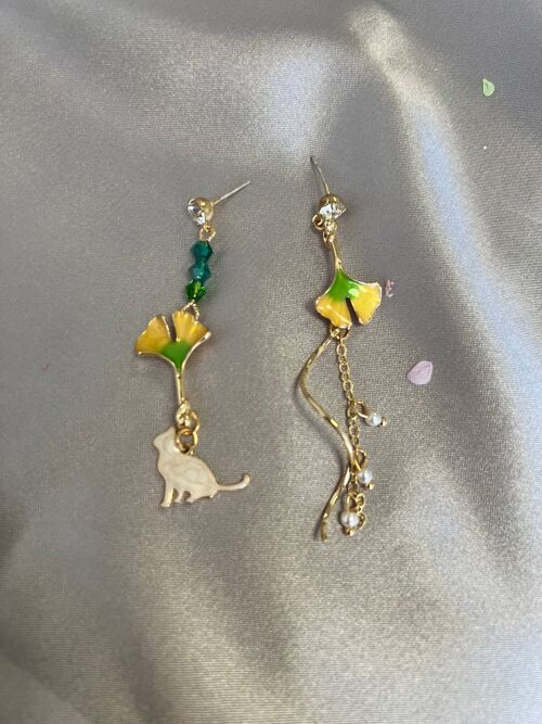 Asymmetric Oriental Ginkgo Leaf with Cat Earrings