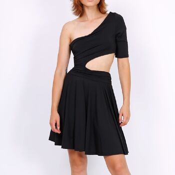 Robe asymétrique à une manche 1