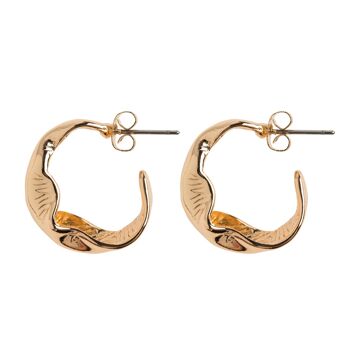 Timi de Suède | Boucles d'oreilles créoles Essential-Irregular - Or | Design scandinave exclusif qui est le cadeau parfait pour toutes les femmes