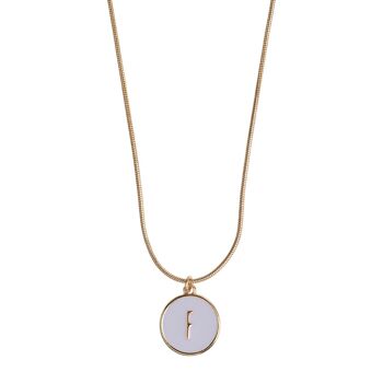 Timi de Suède | Lettre en collier chaîne serpent (A-I) | Design scandinave exclusif qui est le cadeau parfait pour toutes les femmes 6