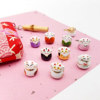 Lot de petits porte-bonheur japonais en céramique Maneki Neko Chats peint à la main au Japon 4