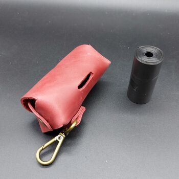 Porte-sac pour chien fabriqué à la main en cuir naturel de 2 mm d'épaisseur. Levrette Opplav (couleur rouge) 2