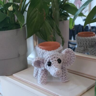 Vegan Crochet elephant potplant holder airplant holder