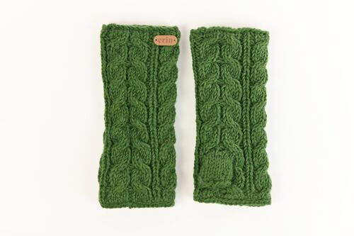 PK927 Aran Cable Handwarmers Green