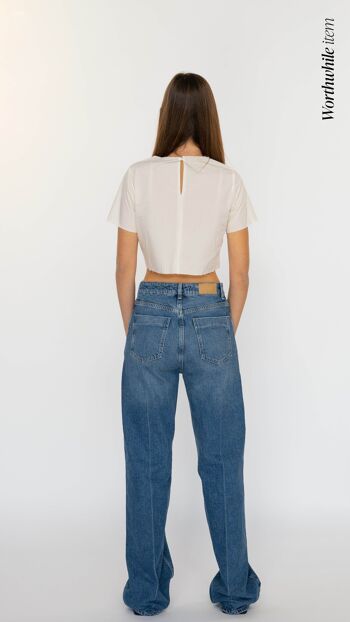 Crop top blanc à encolure ronde et manches courtes 5