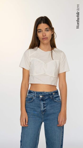 Crop top blanc à encolure ronde et manches courtes 9