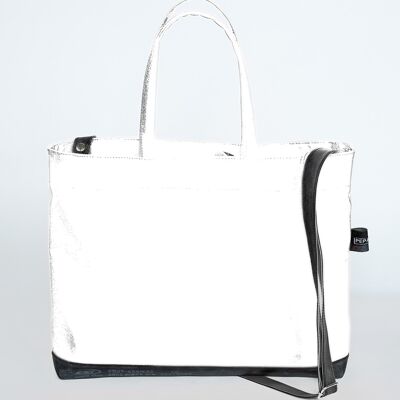A Simple Bag - White