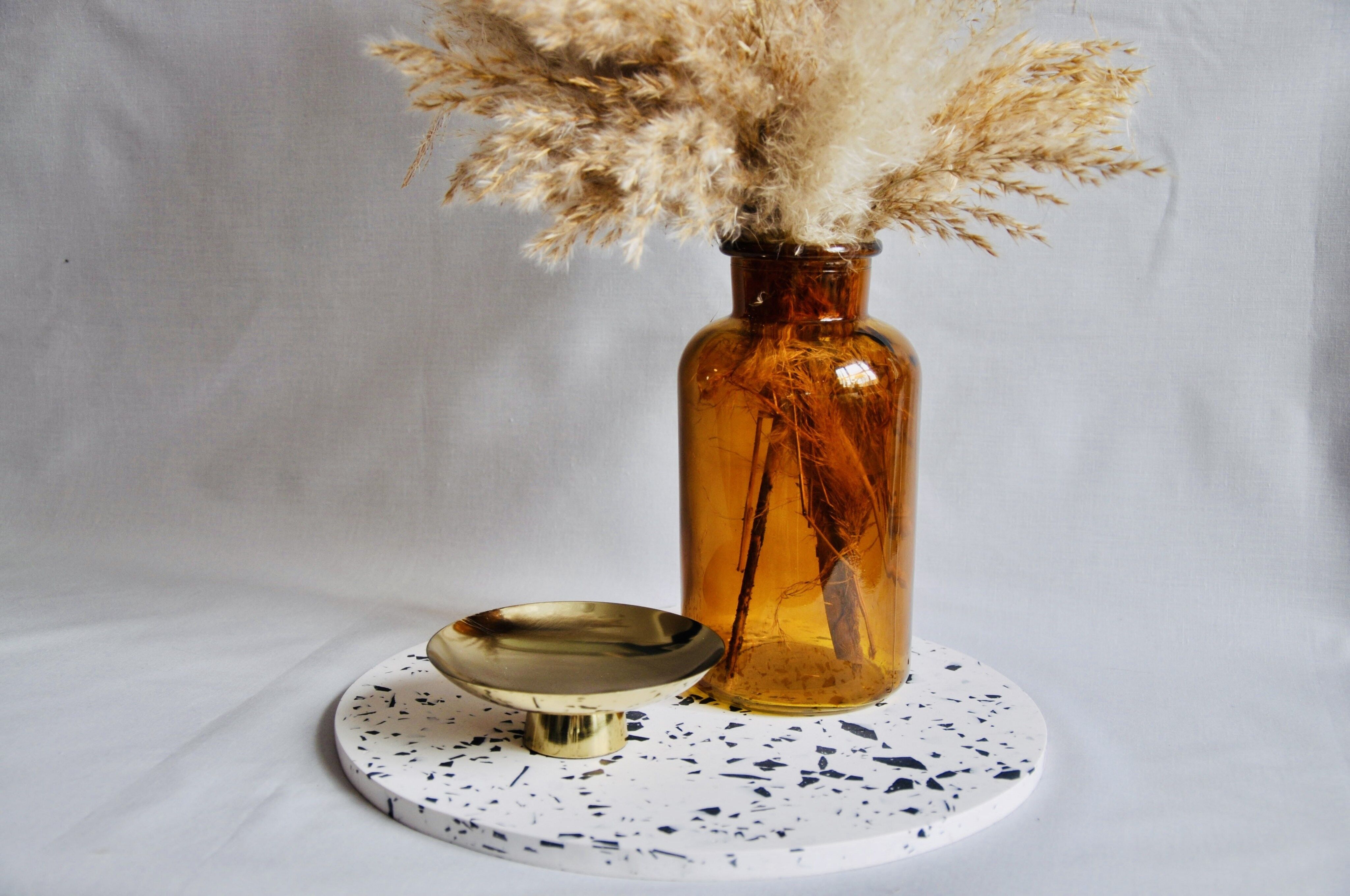 Mono centerpiece | circle | 30cm