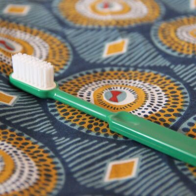 Caliquo Verte medium bioplastic rechargeable toothbrush