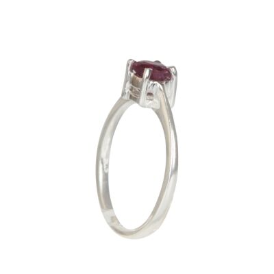 A Simple and Elegant Sterling Silver Ring With a Claw Set, Multifaceted Gem Stone / SKU405