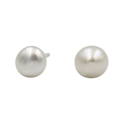 Simple Small Sphere Pearl Stud Earring Sett on Sterling Silver. / SKU412
