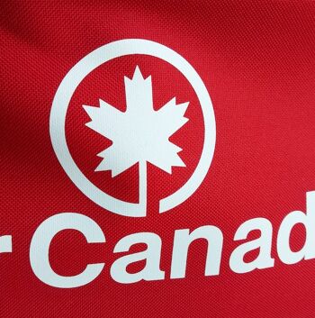 Air Canada sac messenger rouge 3