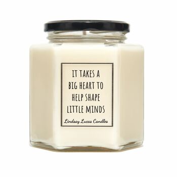 Il faut un grand cœur pour aider à façonner la bougie parfumée Little Minds - Petite 2