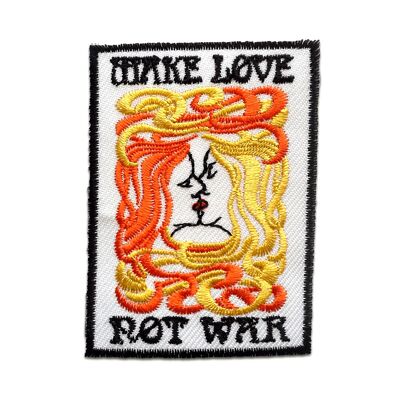 Make Love Not War - Aufnäher, Bügelbild, Aufbügler, Applikationen, Patches, Flicken, zum aufbügeln, Größe: 7,5 x 5,5 cm