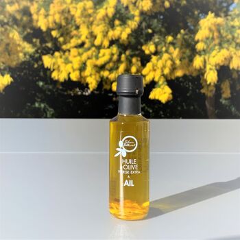 huile d'olive aromatisée à l'ail 4