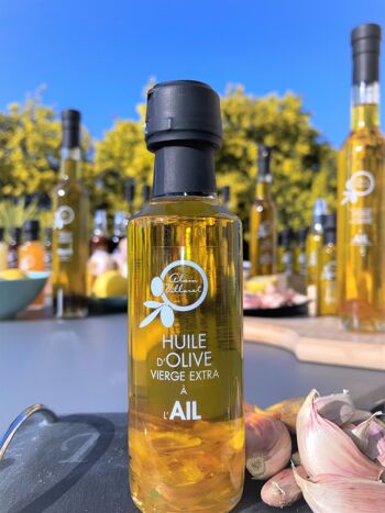 huile d'olive aromatisée à l'ail 5