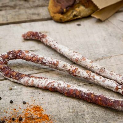 Thin dry sausage with Espelette pepper - without added nitrite salt