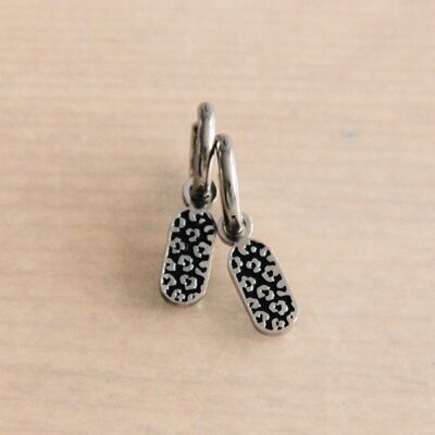 CB312 - Pendientes de aro de acero inoxidable con etiqueta de leopardo – negro/plata