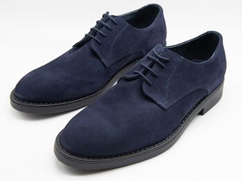 Chaussure en daim bleu marine 1