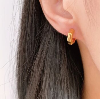 Boucles d'oreilles créoles Huggie en bambou (plaqué or 18 carats) - Non 5