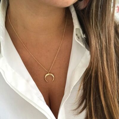 Crescent Pendant Necklace - No - Gold