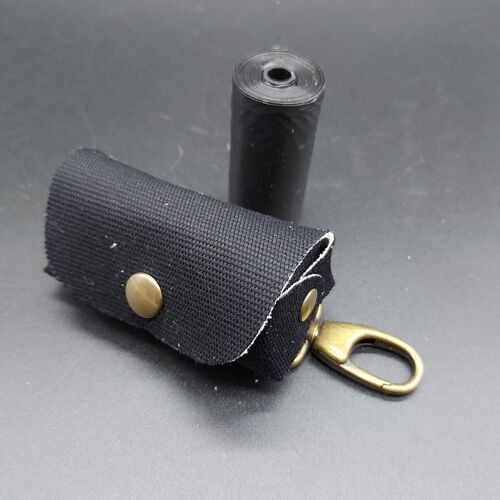 Vegan Dog bag holder handcrafted in natural cotton . Opplav doggy cotton(black)