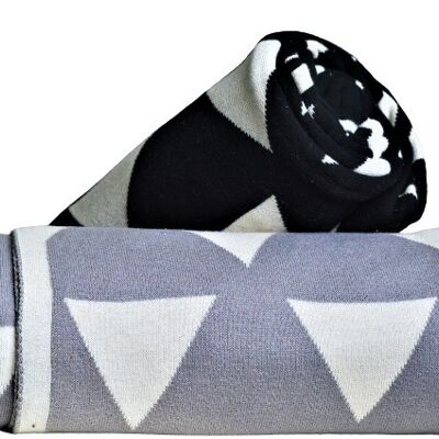 Triangle Design Grey & White Throw