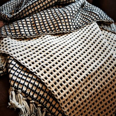 Waffle Design Black & Natural Big Size Throw