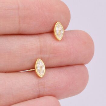 Boucles d'oreilles à tige serties de diamants Sirius Marquis / Jaune 14 carats 2