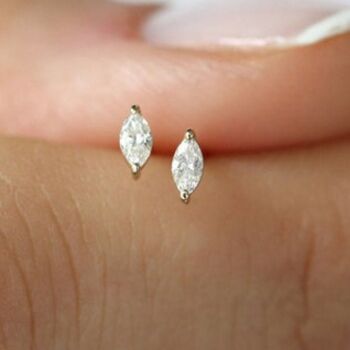 Boucles d'oreilles à tige serties de griffes de diamants Sirius Marquis / Jaune 14 carats 3