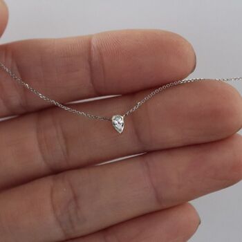 Cassiopeia Pear Diamond Necklace Downwards Set / 14k Blanc 2