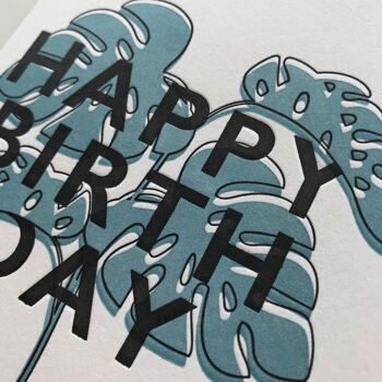 Carte imprimée de typographie de luxe de palmier de joyeux anniversaire 2