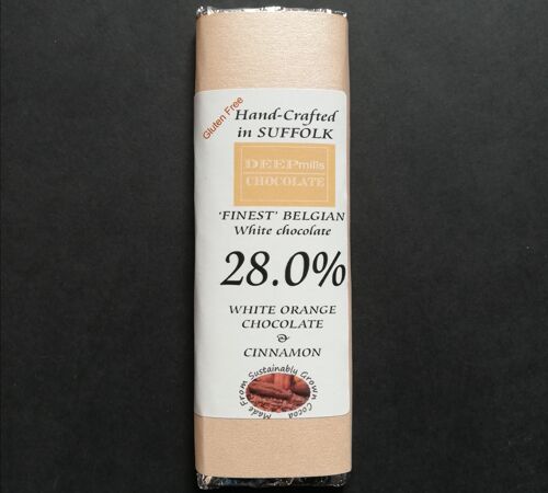 Orange flavoured White Chocolate & Cinnamon 28%