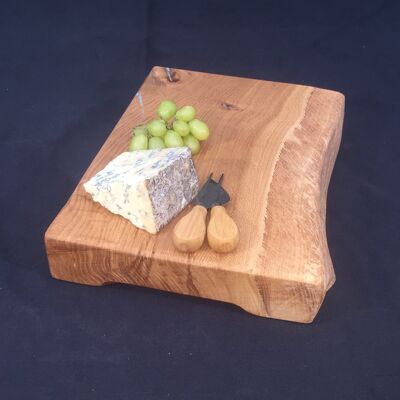 Plateau de service en chêne ou en frêne. (The Hunky Chunk.) 35cm x 25cm x D 4cm - Pas d'emballage cadeau