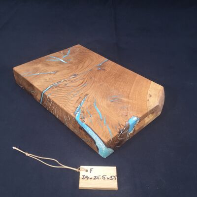 Oak Chopping Board. (Square Edged with resin detailing.)F 39x29.5x5.5cm - Yes Gift Wrapped (+£6.00)