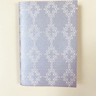 Handgefertigtes Tagebuch in Lila und Silber