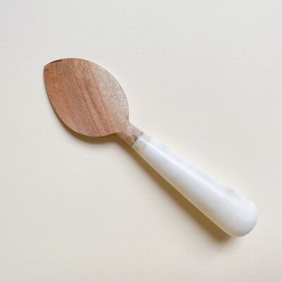 Cuchillo para queso de mármol y madera